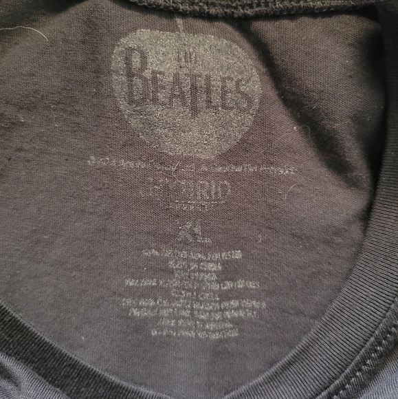 The Beatles Abbey Road Tshirt - Picture 2 of 4